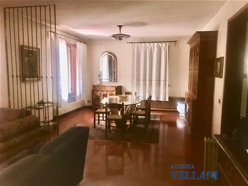 Villa in vendita a Carpi - foto 1