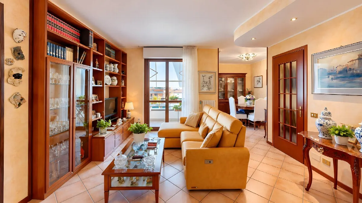 Appartamento in vendita a Malnate, Centro - foto 3