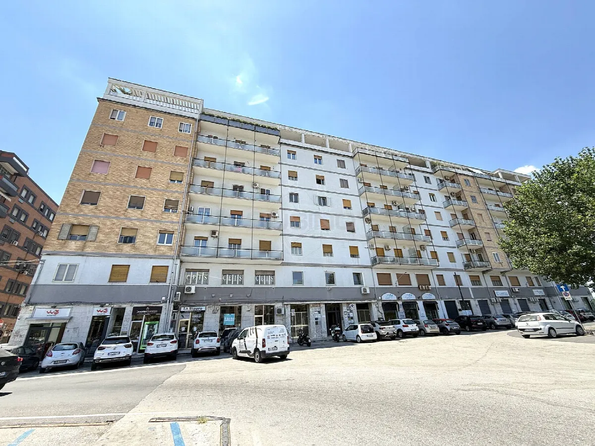 Appartamento in vendita a Siracusa, Piazza Adda - foto 1
