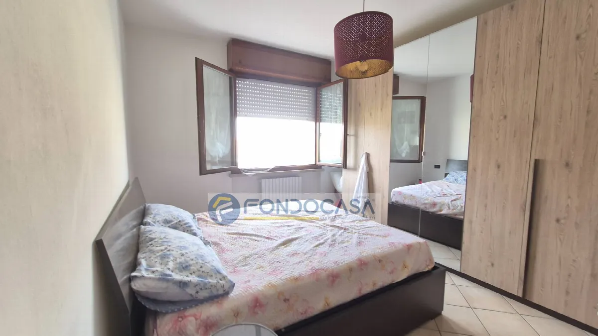 Appartamento in vendita a Castelnuovo del Garda, Castelnuovo - foto 2