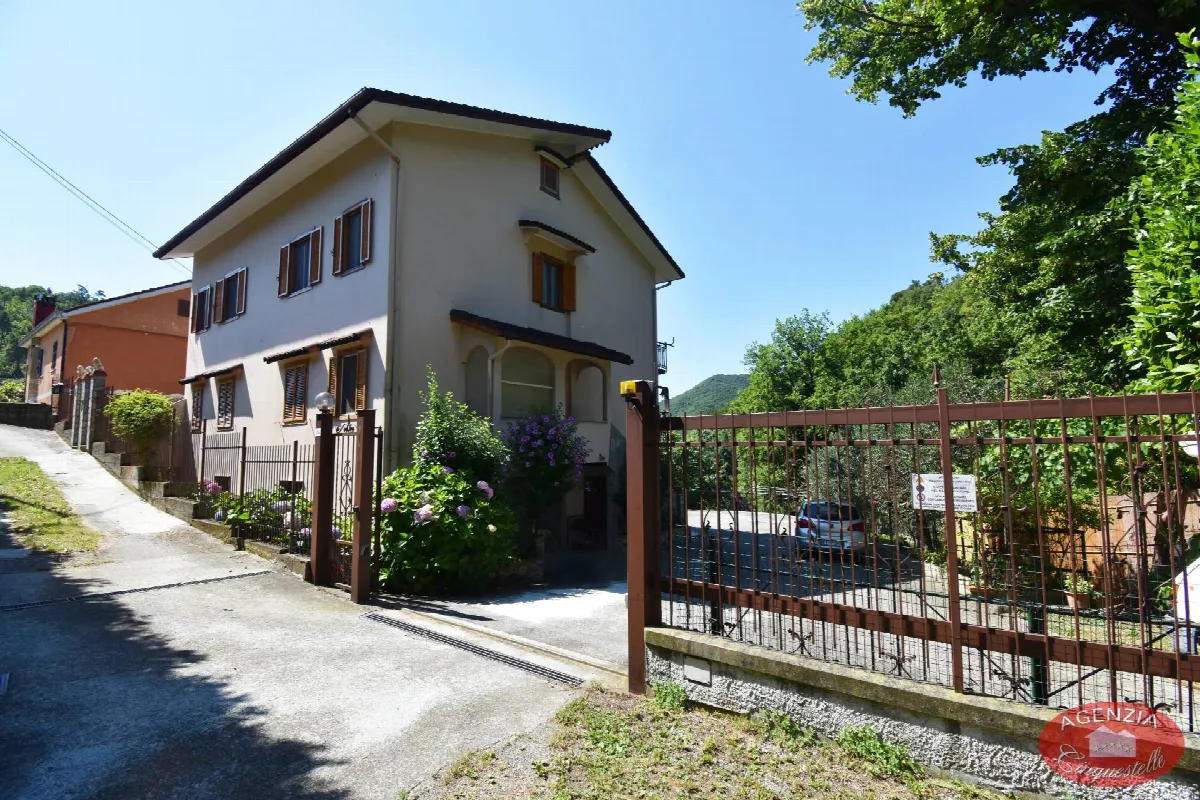Villetta Bi-trifamiliare in vendita a Stella, San Martino - foto 2