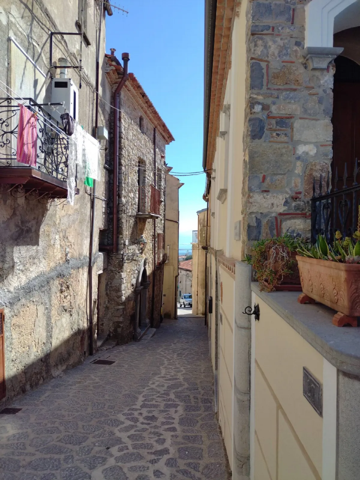 Appartamento indipendente in vendita a Roccagloriosa - foto 2