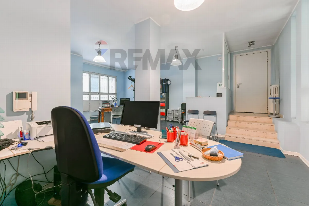 Ufficio in vendita a Milano, Feltre - foto 4