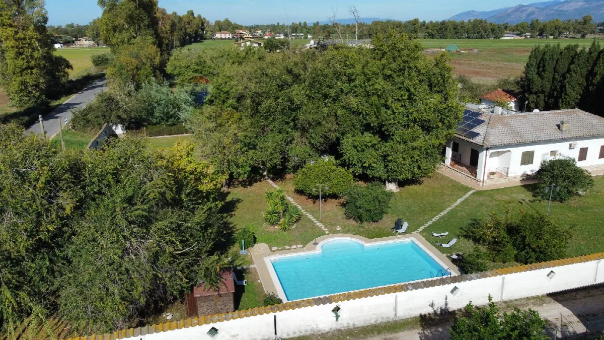 Villa singola in vendita a Sabaudia, Borgo San Donato - foto 1
