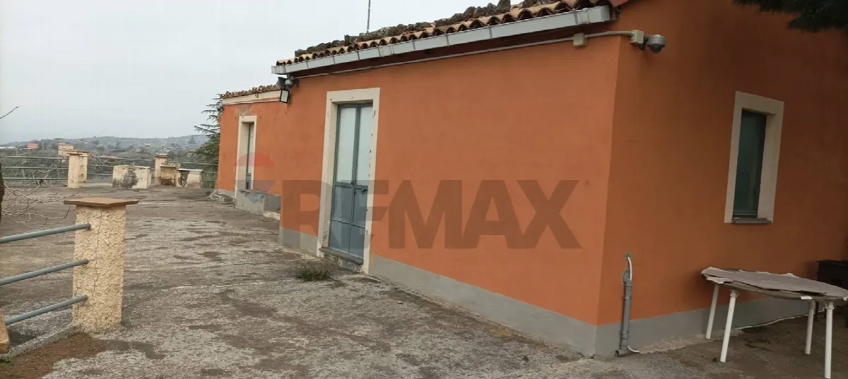 Villa o villino in vendita a Bronte - foto 5