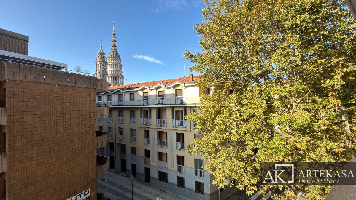 3 LOCALI in vendita a Novara, 1 - Centro - foto 6