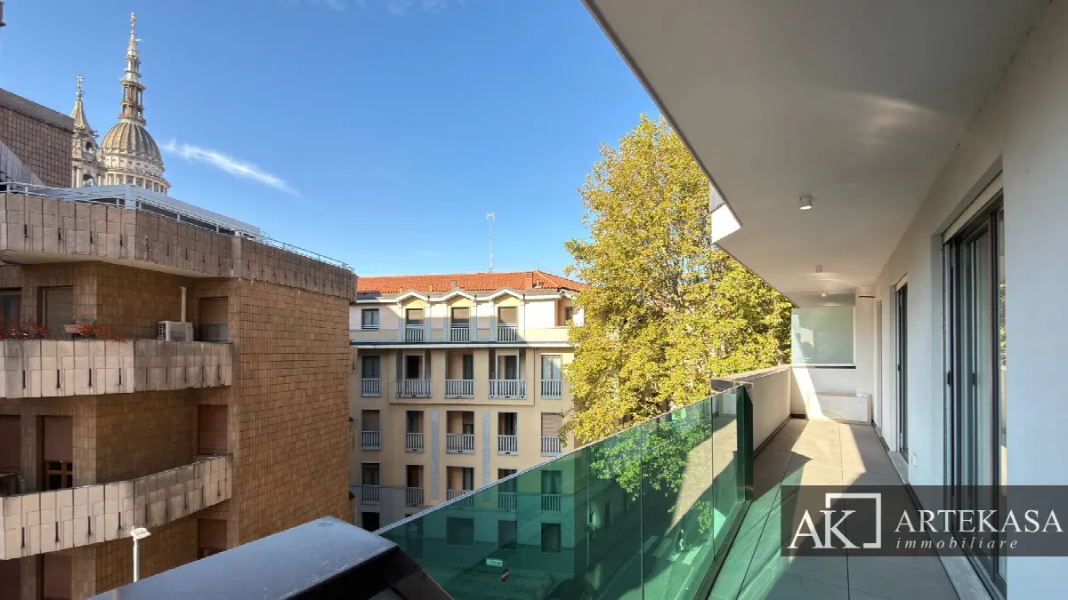 3 LOCALI in vendita a Novara, 1 - Centro - foto 8