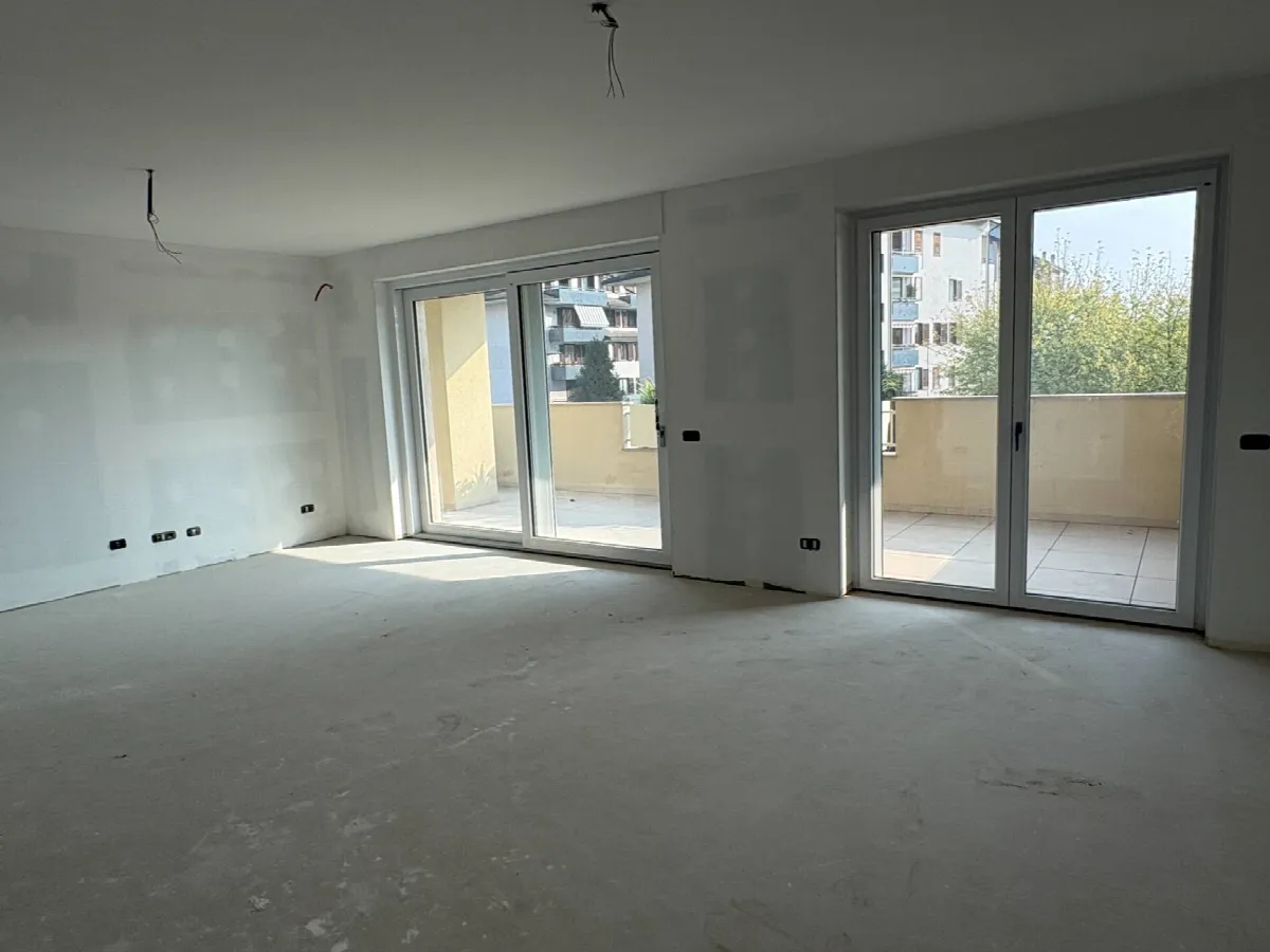 Quadrilocale con terrazzo in vendita a Rho - foto 8
