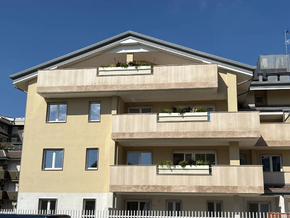 Quadrilocale con terrazzo in vendita a Rho - foto 4