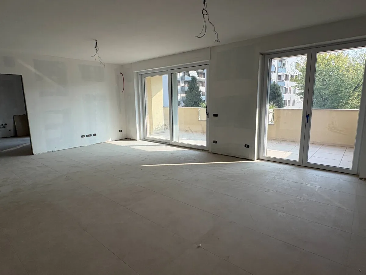 Quadrilocale con terrazzo in vendita a Rho - foto 8