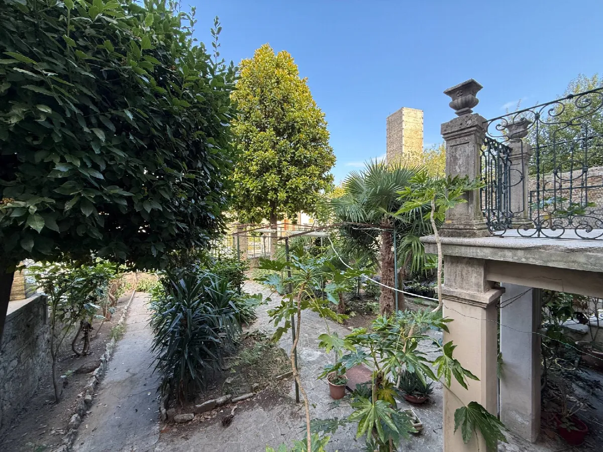 Casa ingresso indipendente con giardino in vendita a Ascoli Piceno, Centro Storico - foto 4