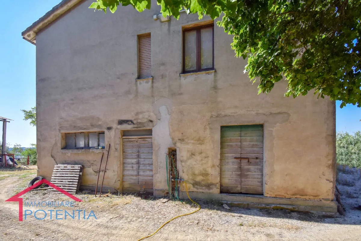 Rustico/Casale in vendita a Potenza Picena, Montecanepino - foto 4