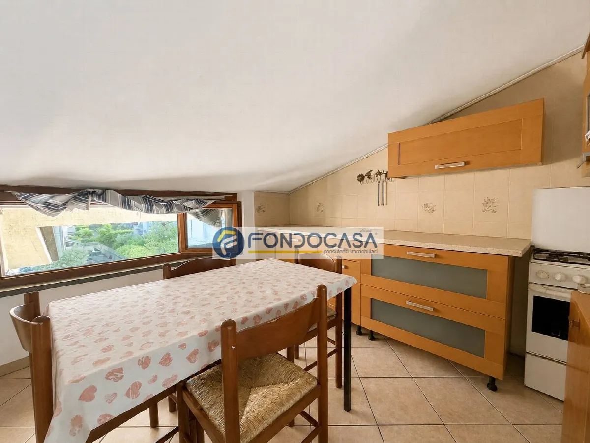 Casa semindipendente in vendita a Montignoso - foto 2