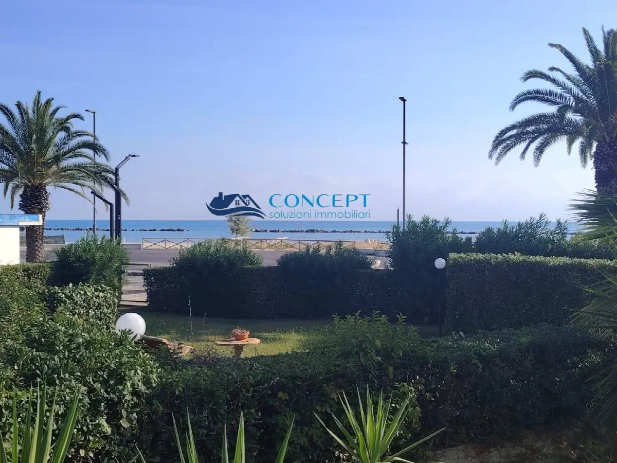 Appartamento in vendita a Martinsicuro, Villa Rosa - foto 1