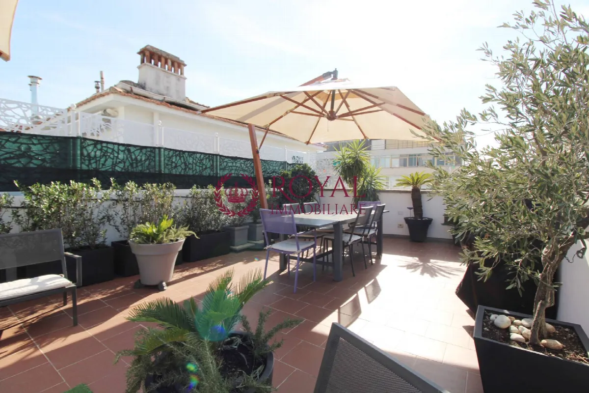 Appartamento in vendita a Livorno, Centro residenziale - foto 10