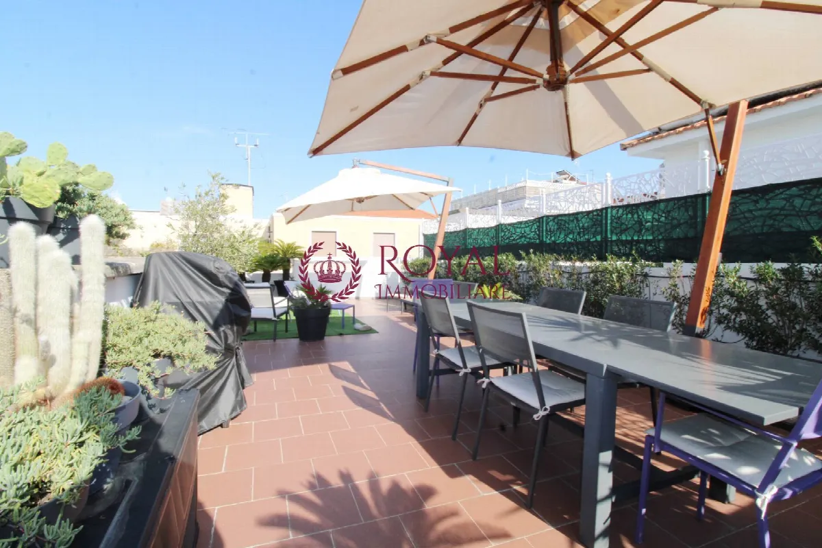 Appartamento in vendita a Livorno, Centro residenziale - foto 8