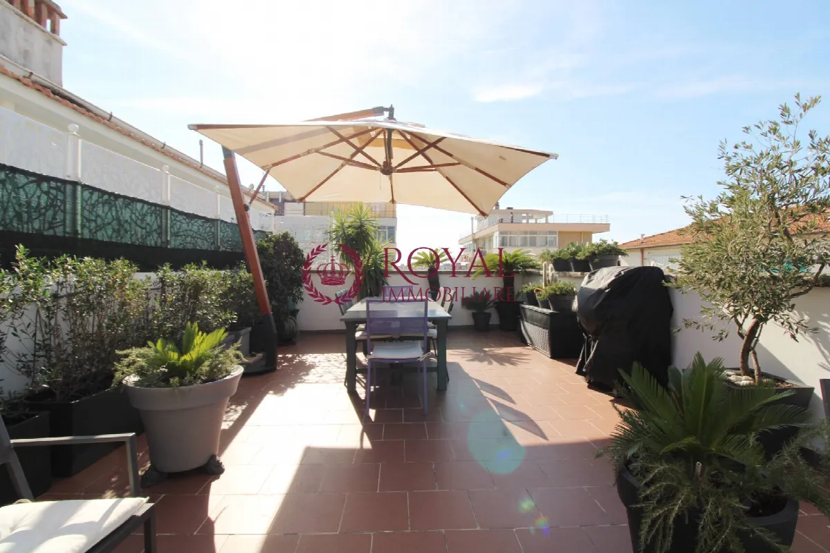 Appartamento in vendita a Livorno, Centro residenziale - foto 9