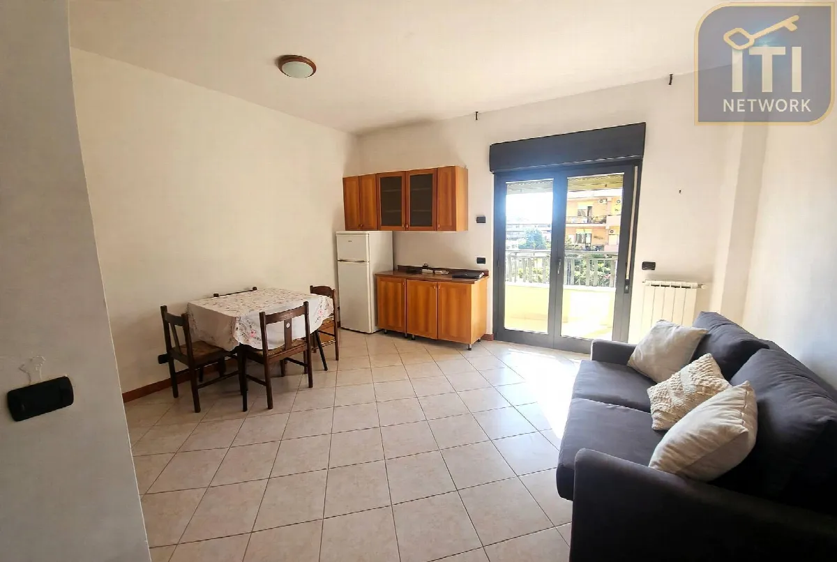 Appartamento in vendita a Pomezia, Centro - foto 3
