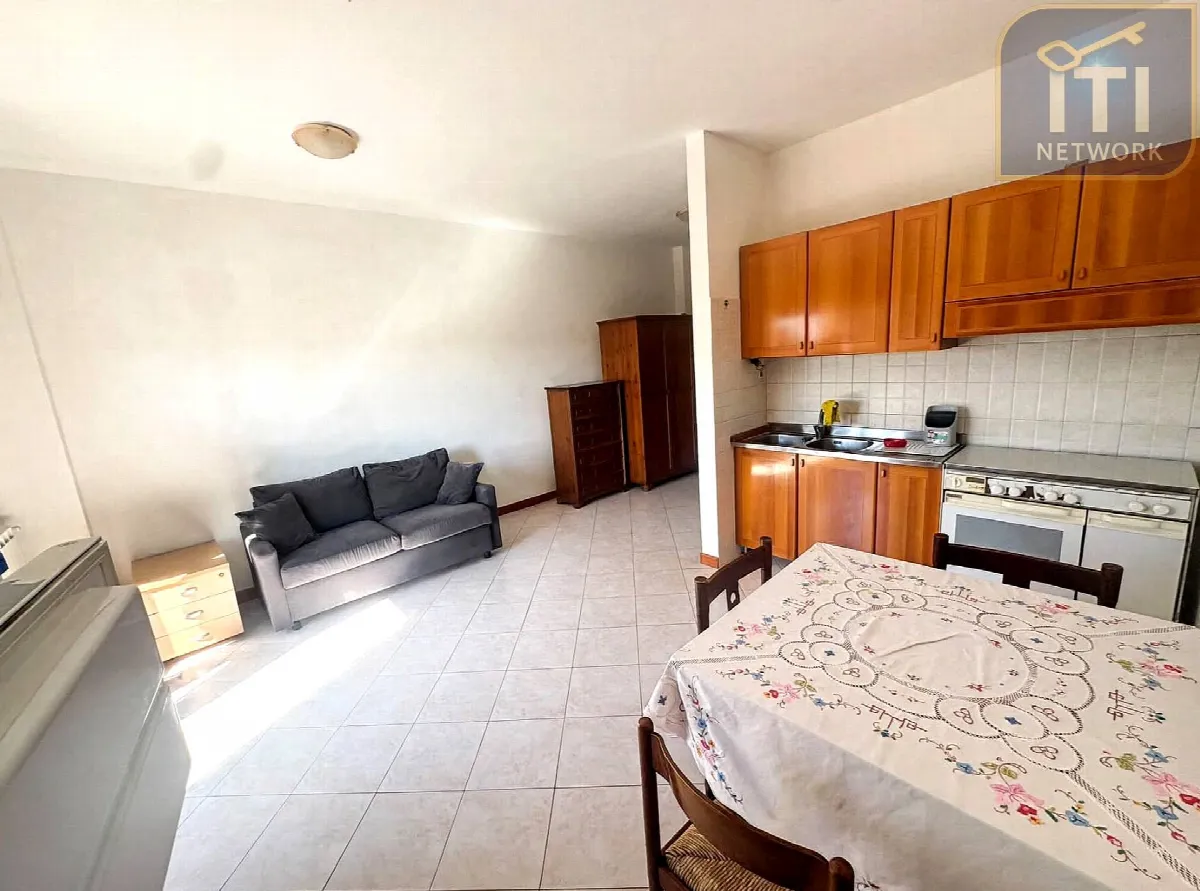 Appartamento in vendita a Pomezia, Centro - foto 4