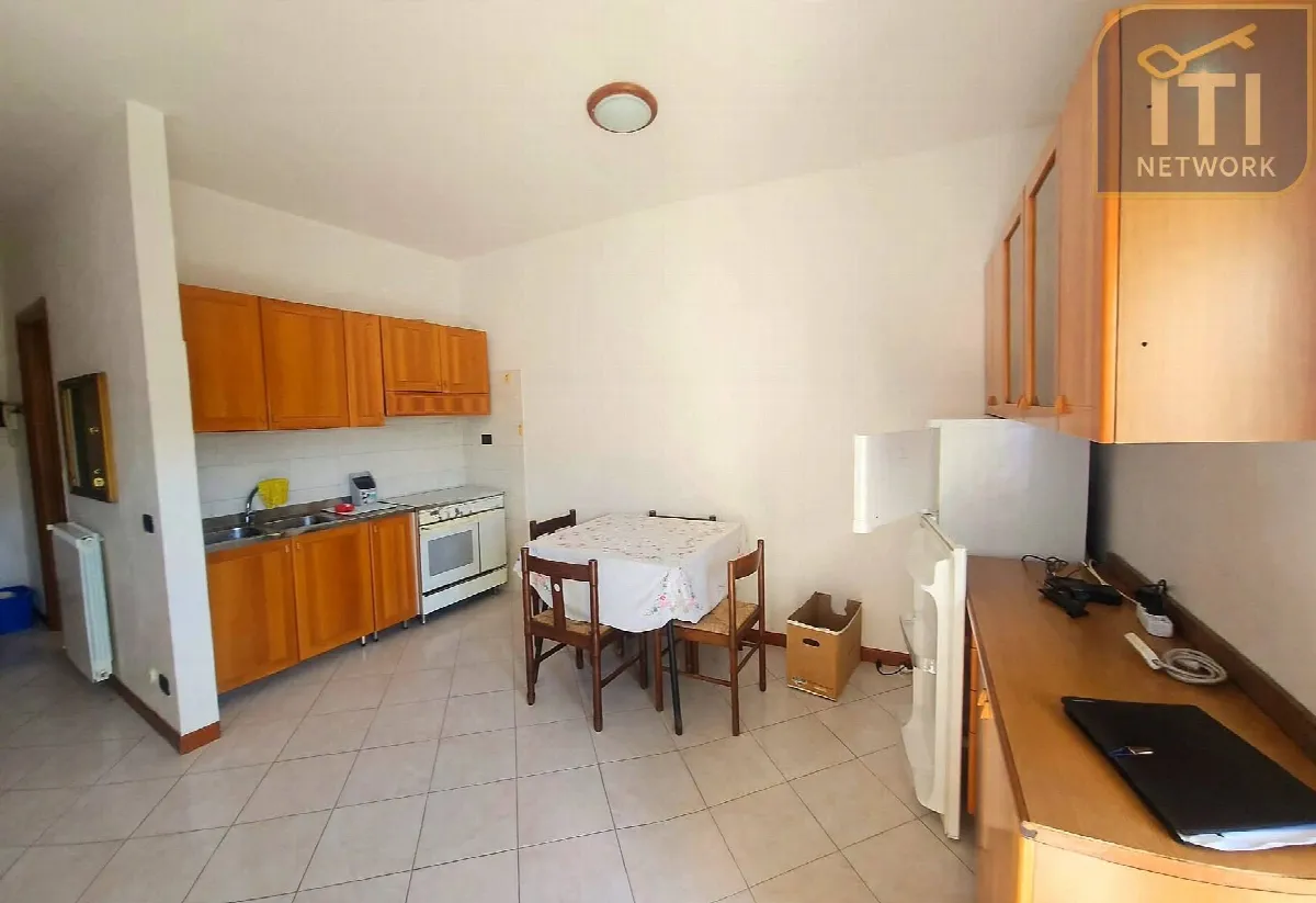 Appartamento in vendita a Pomezia, Centro - foto 9