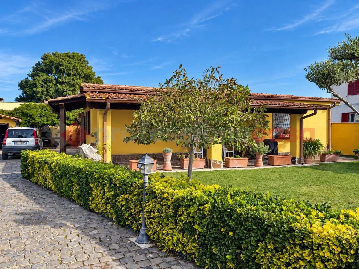 Casa indipendente in vendita a Aprilia - foto 8