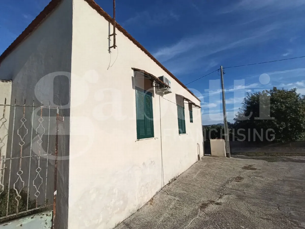 Casa indipendente in vendita a Giugliano in Campania - foto 5