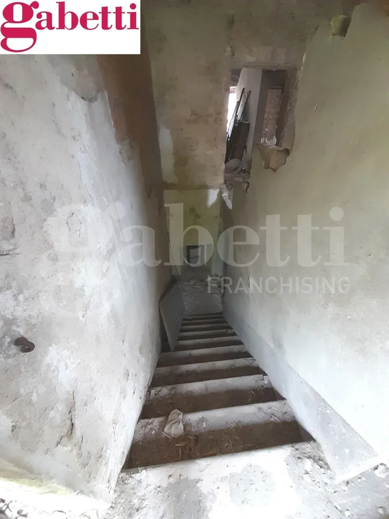 Casa indipendente in vendita a Poggibonsi - foto 3