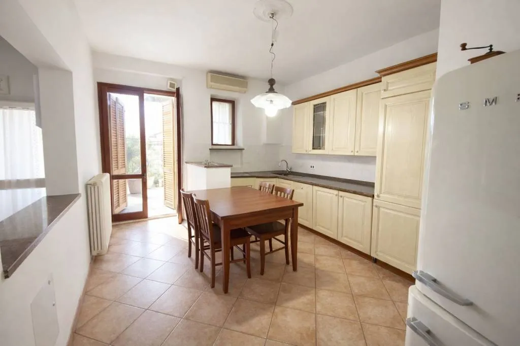 Villa in vendita a Trino - Centro - foto 4
