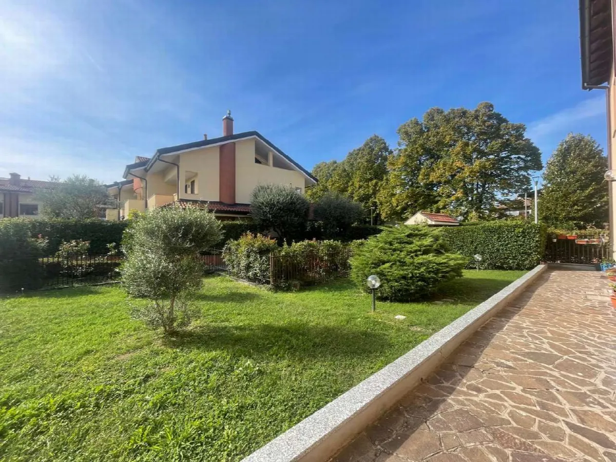 Villetta a schiera in vendita a Rozzano - QUINTO STAMPI - foto 2