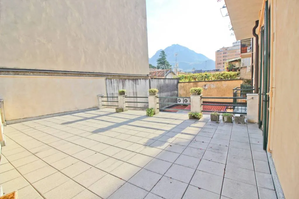 Appartamento in vendita a Lecco - Centro, Lungolago - foto 3