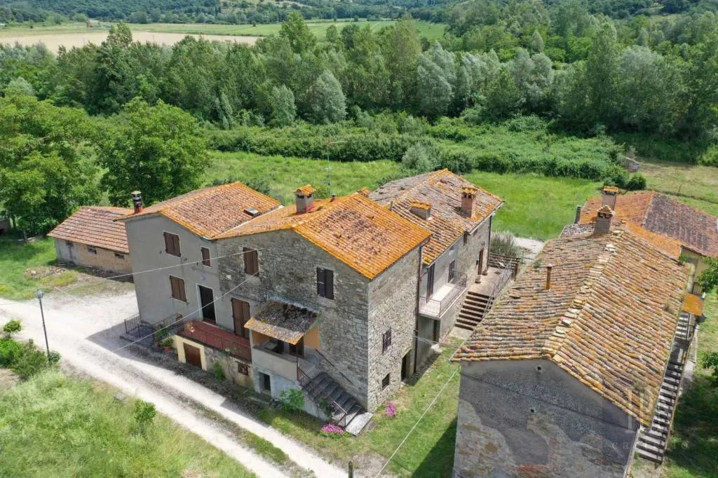 Villa in vendita a Lisciano Niccone - foto 1
