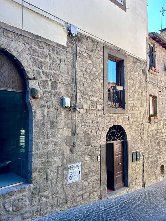 Appartamento in vendita a Viterbo - Centro Storico - foto 1