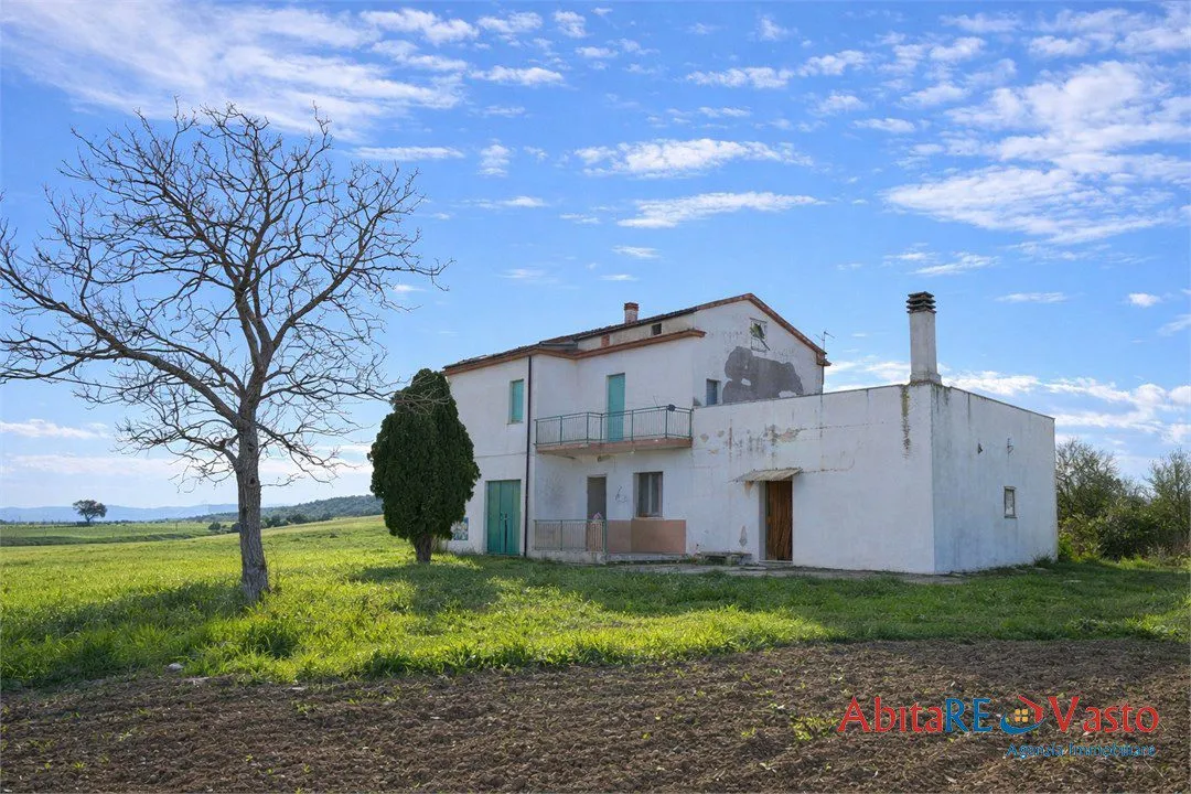 Rustico in vendita a Montenero di Bisaccia - foto 2