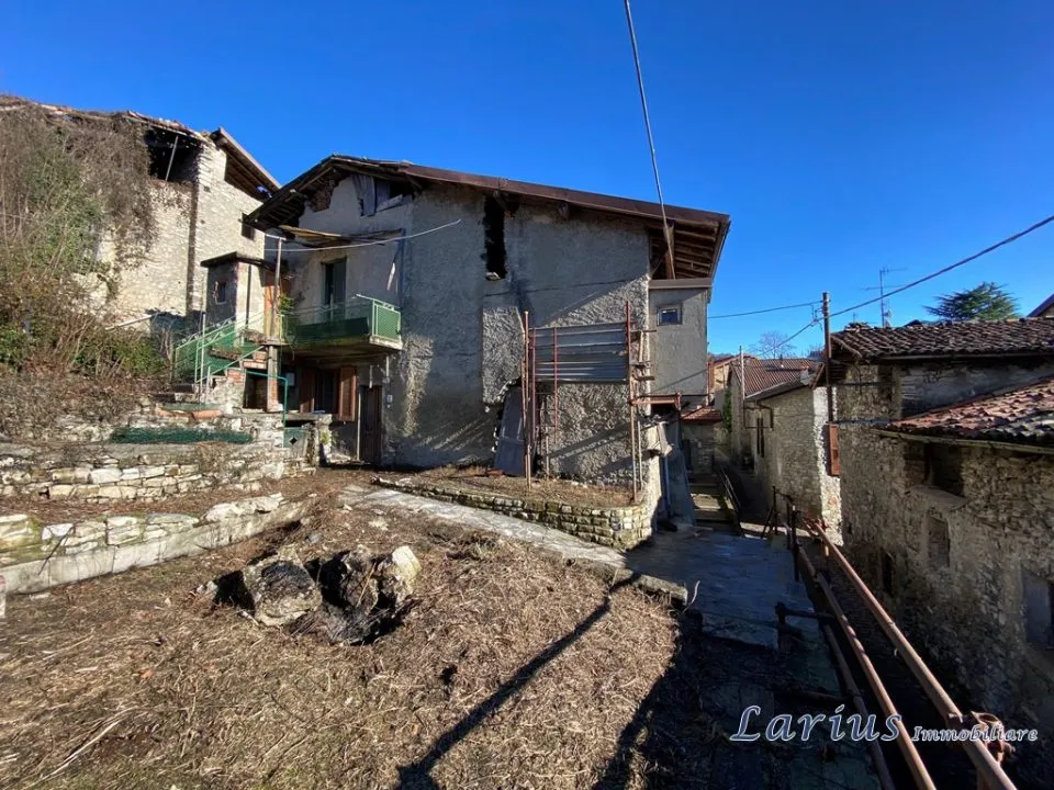 Casa indipendente in vendita a Asso - Brazzova - foto 1