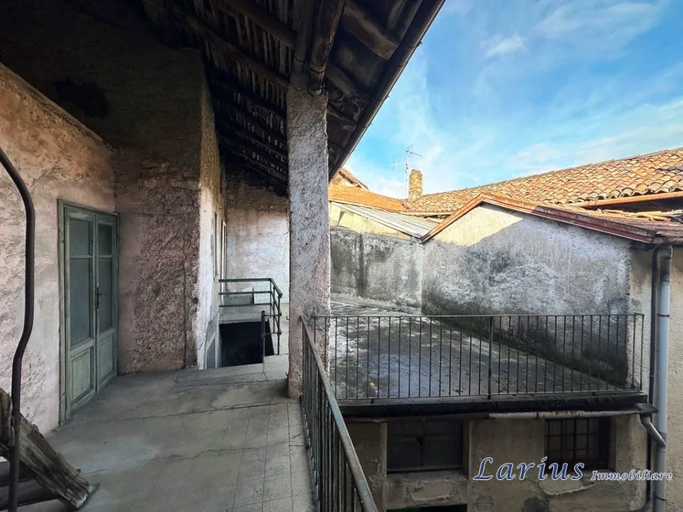 Casa indipendente in vendita a Valbrona - Osigo - foto 1