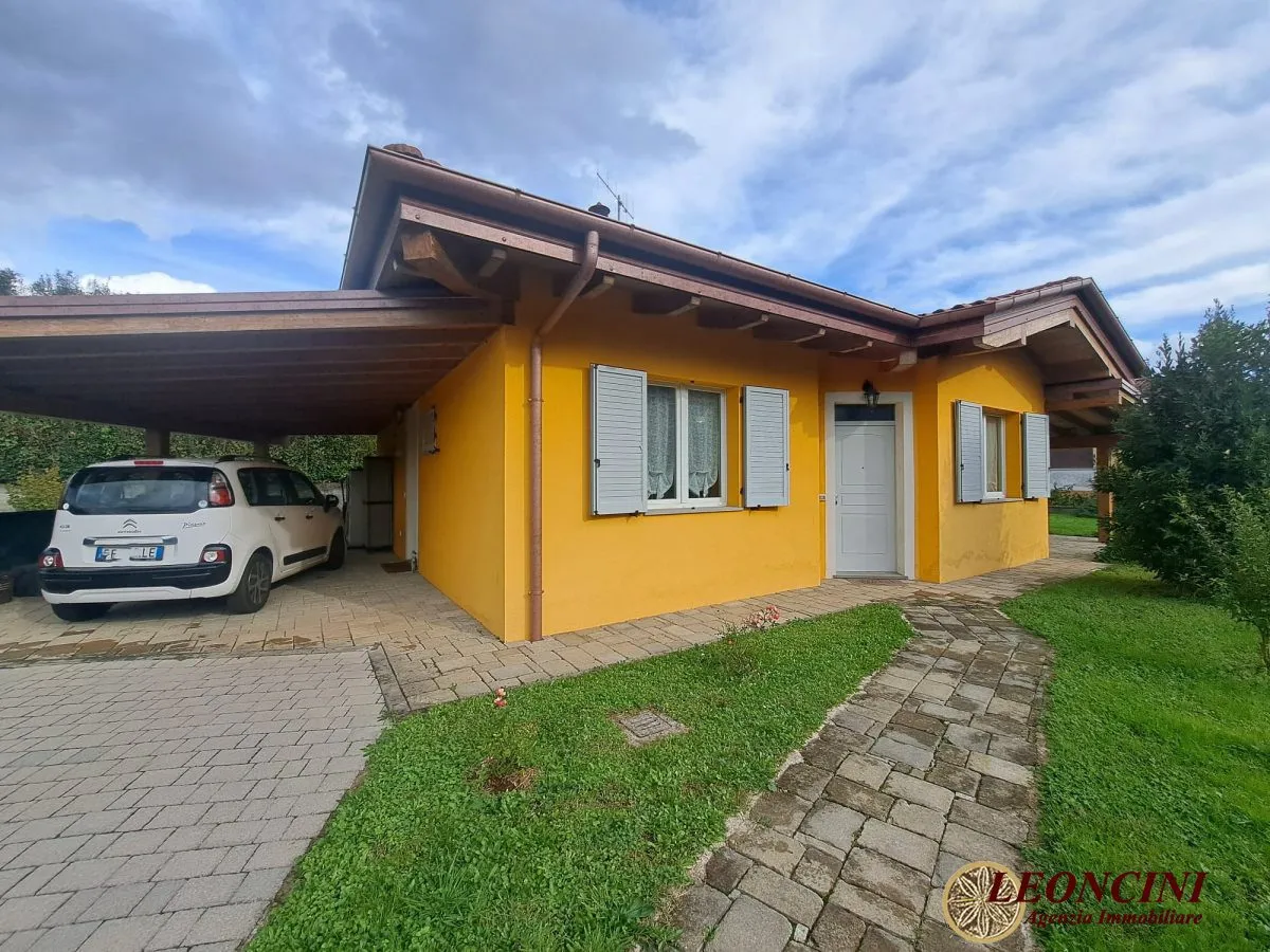 Villa in vendita a Villafranca in Lunigiana - foto 1
