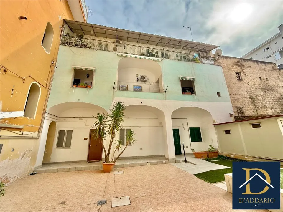 Appartamento in vendita a Taranto - Borgo - foto 1