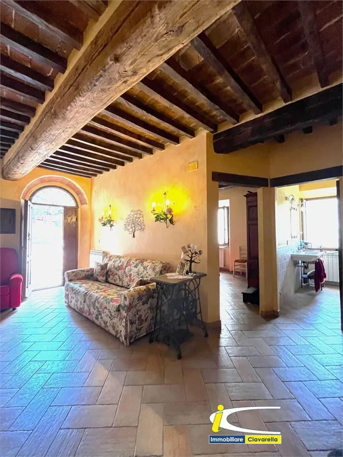 Appartamento in vendita a Castiglione d'Orcia - foto 2