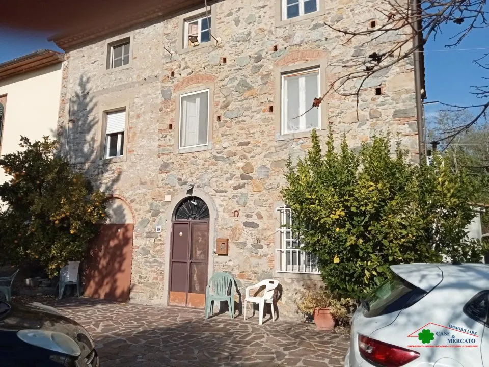 Rustico in vendita a Capannori - foto 1