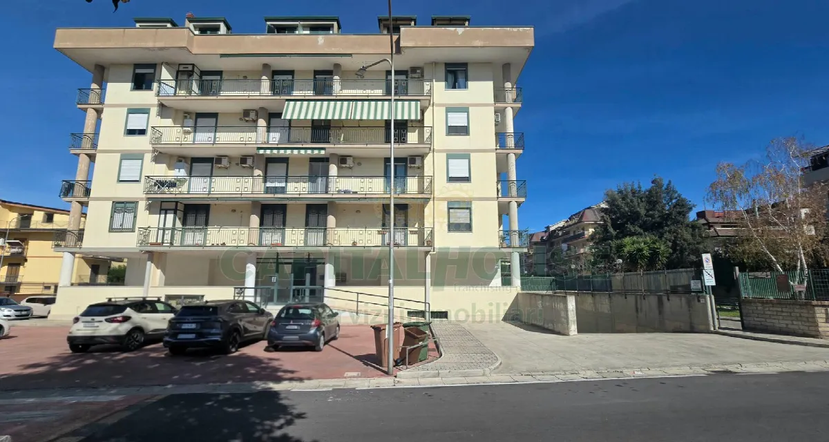 Mansarda in vendita a San Nicola la Strada, L.Da Vinci - foto 1