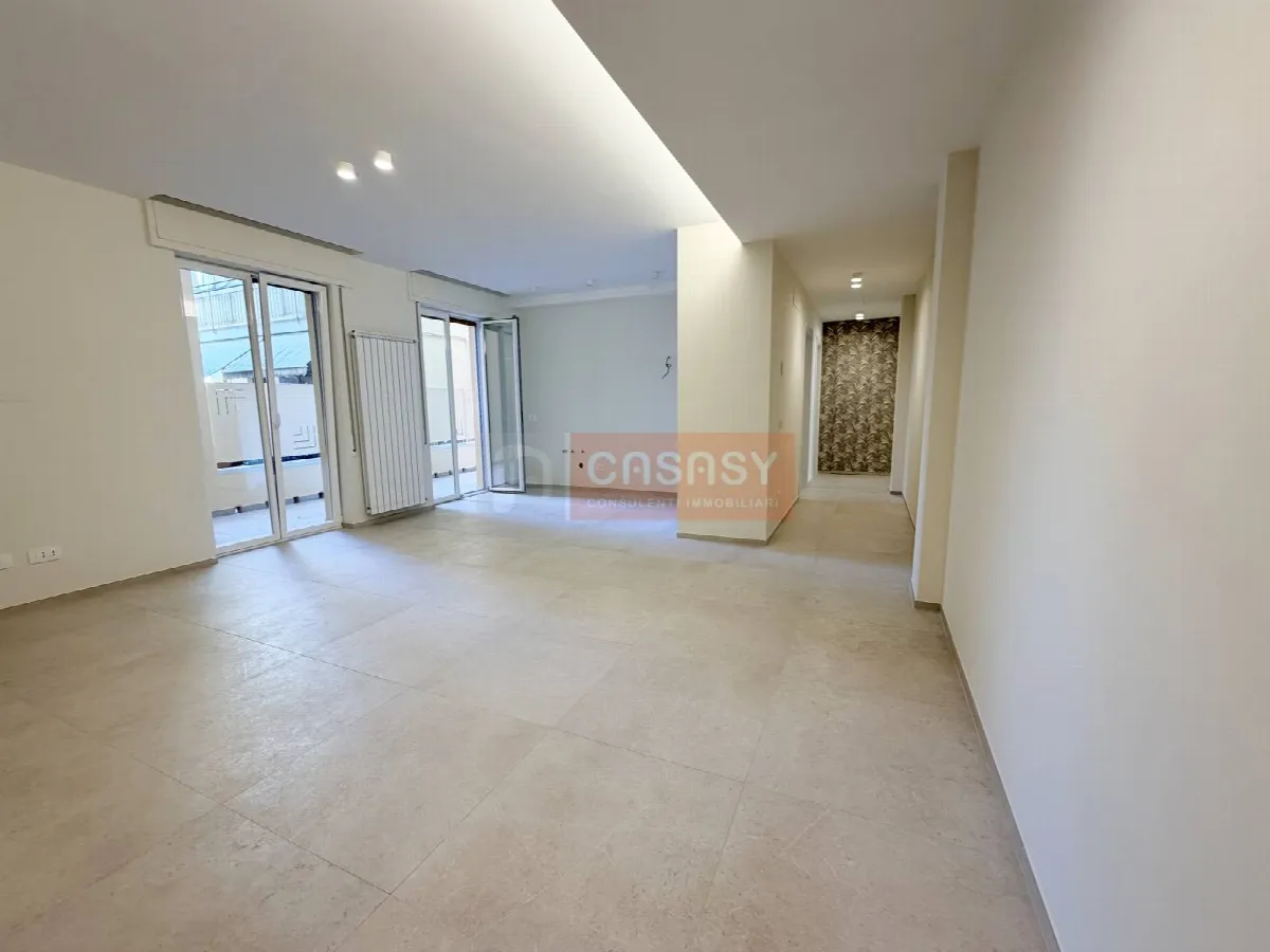 Appartamento in vendita a Albenga, Centrale - foto 1