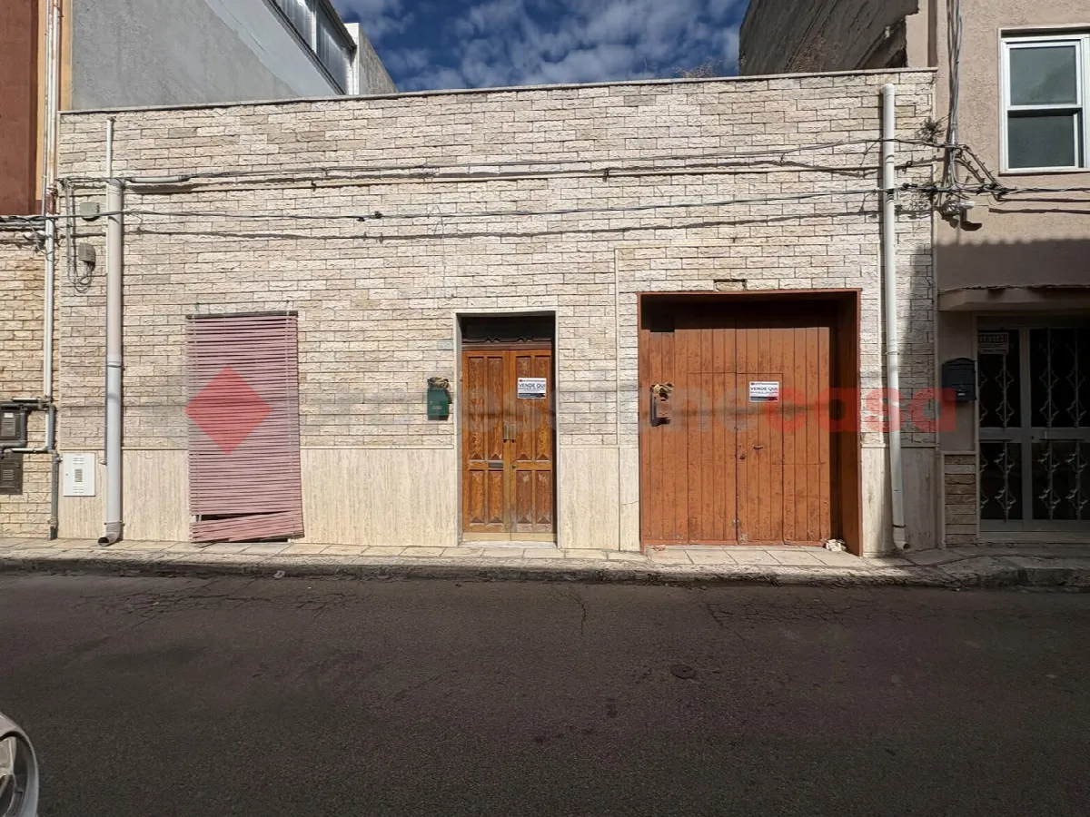 Casa indipendente in vendita a Pulsano - foto 1