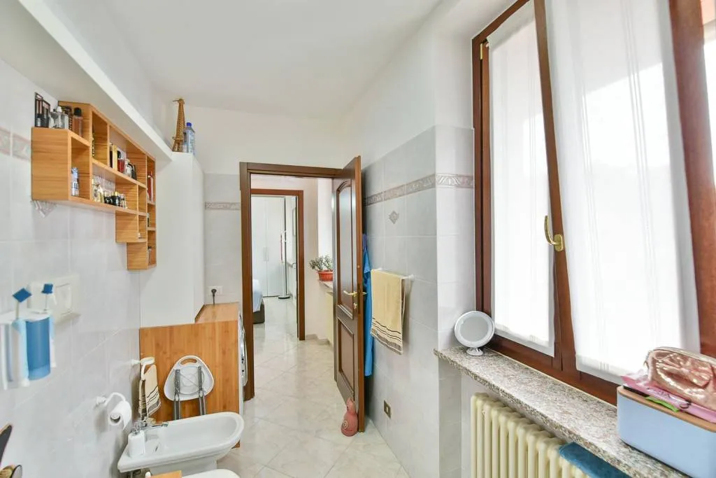 Appartamento in vendita a Erba - Centro - foto 8