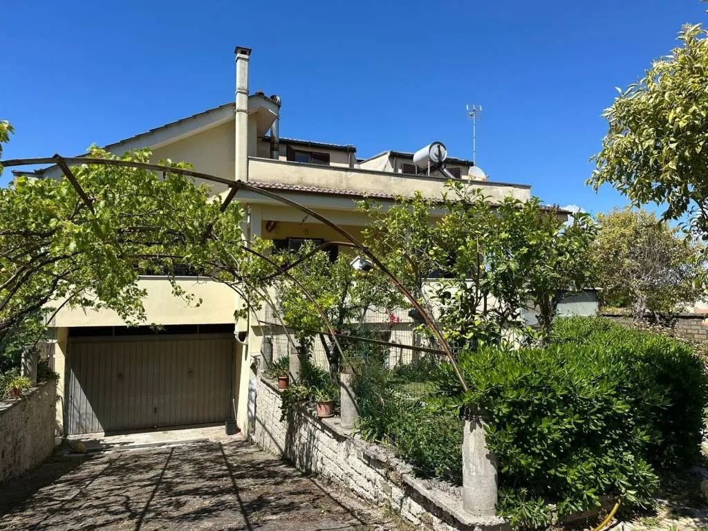 Villa in vendita a Anzio - Falasche, Armellino, Rinascimento, Stazione Lavin - foto 1
