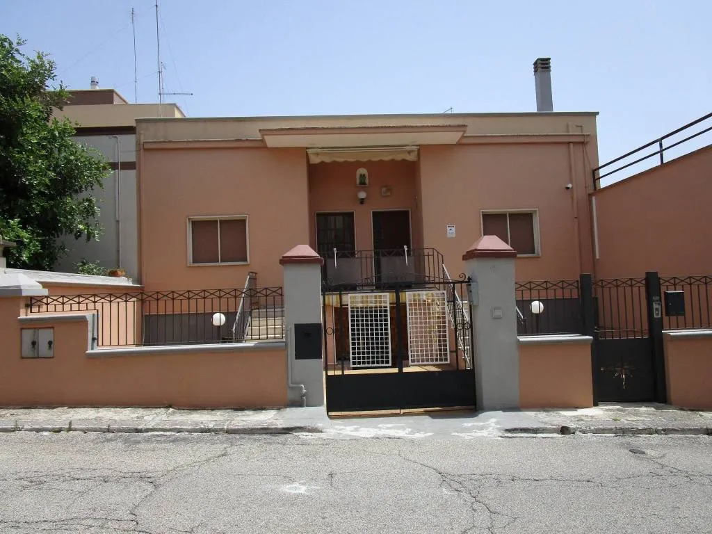 Villa in vendita a Statte - foto 1
