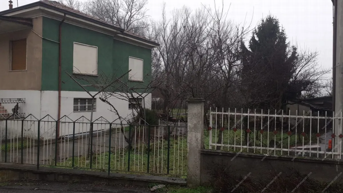 Casa indipendente in vendita a Casei Gerola - foto 2