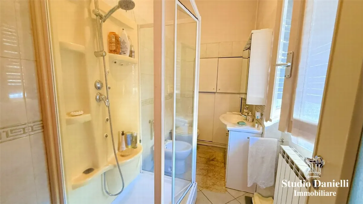 Casa indipendente in vendita a Carate Brianza - foto 10