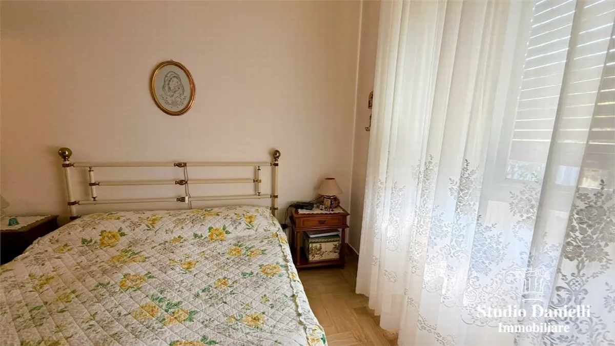 Casa indipendente in vendita a Carate Brianza - foto 5