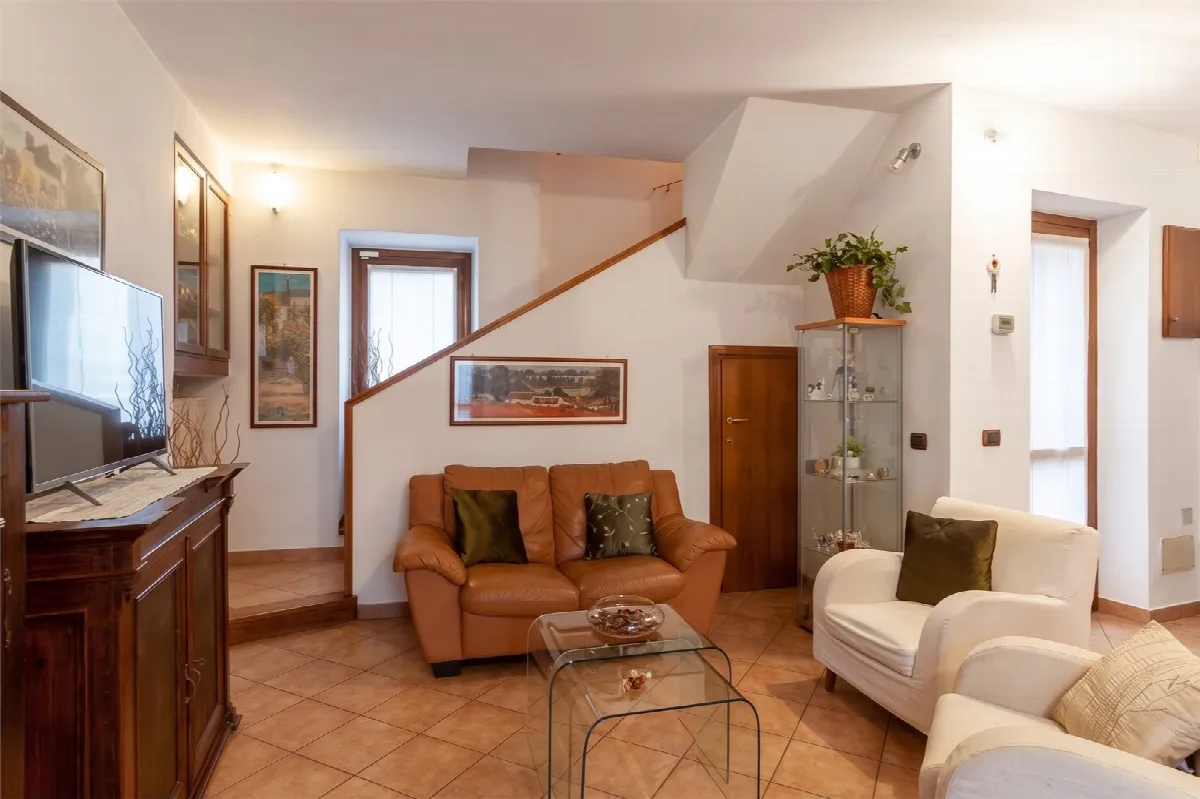 Casa indipendente in vendita a Lecco - foto 2
