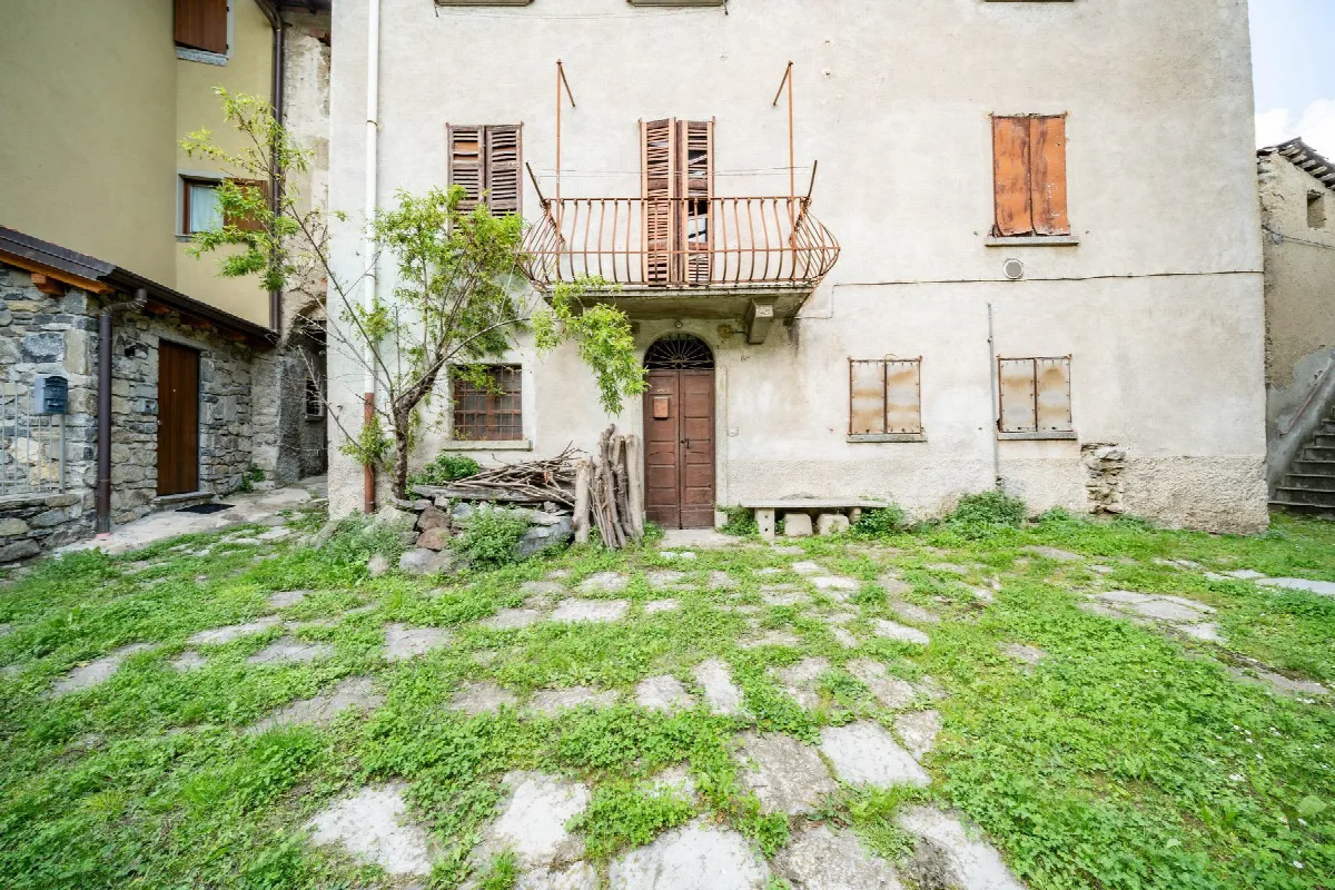 Casa indipendente in vendita a Mandello del Lario - foto 5